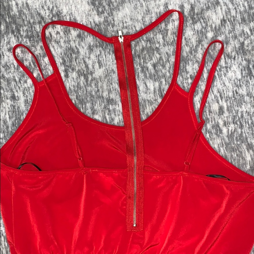 Strappy red dress - Picture 3 of 3